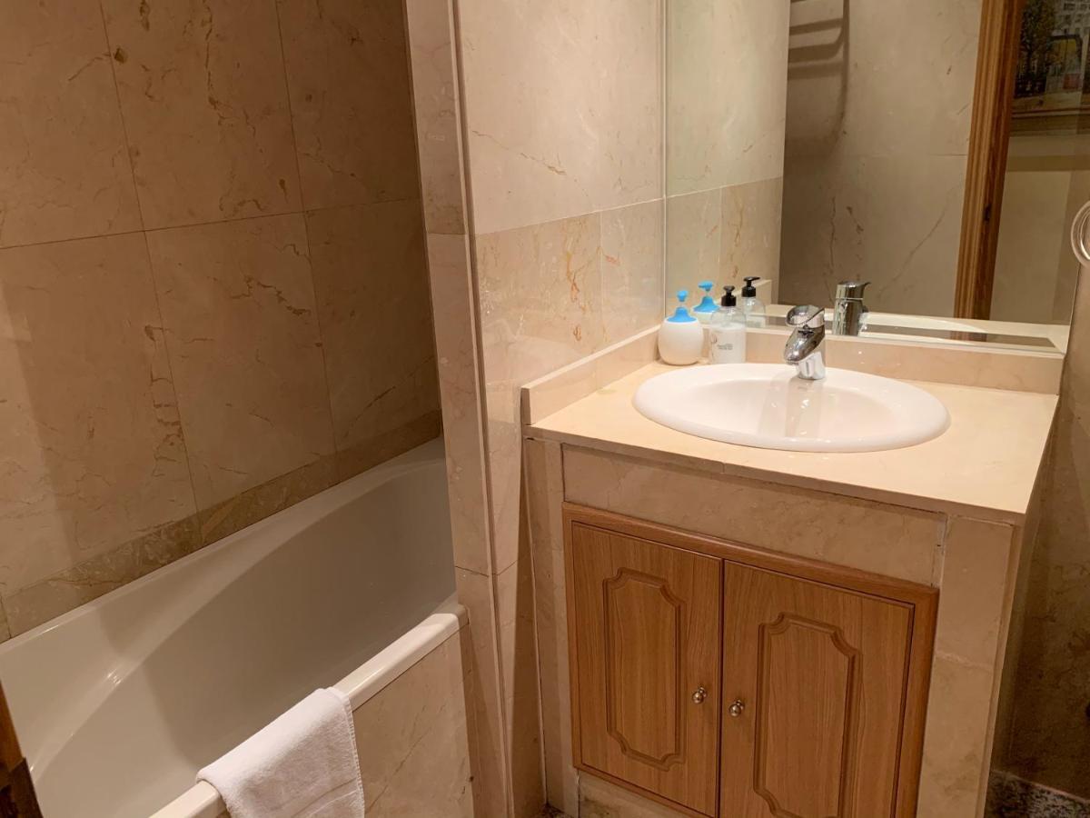 Apartamentos Torr Av America - Lopez De Hoyos - Chamartin Madrid Ngoại thất bức ảnh